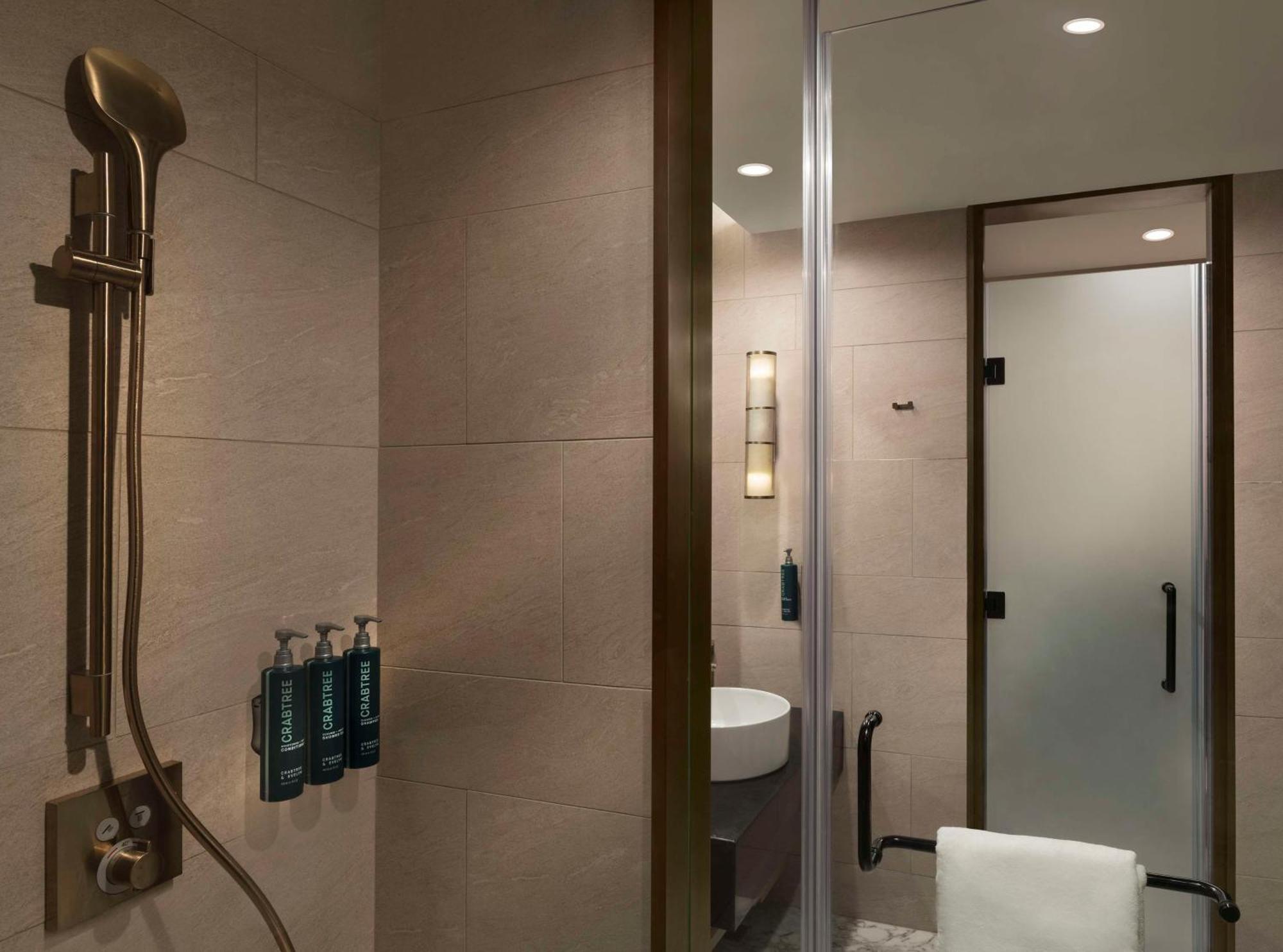 Hotel Hilton Katmandu Zewnętrze zdjęcie