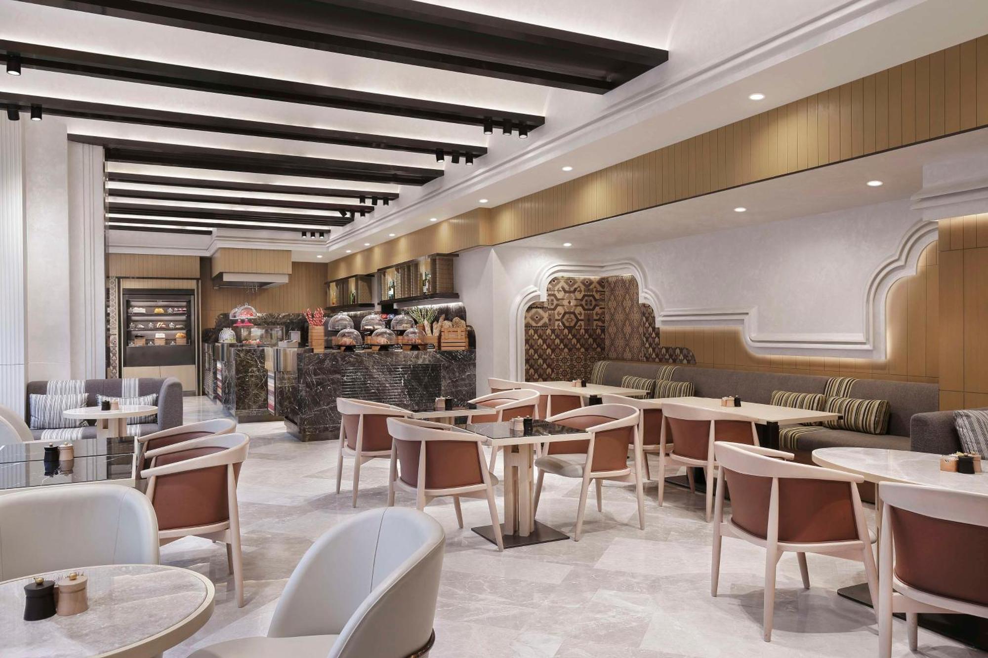 Hotel Hilton Katmandu Zewnętrze zdjęcie