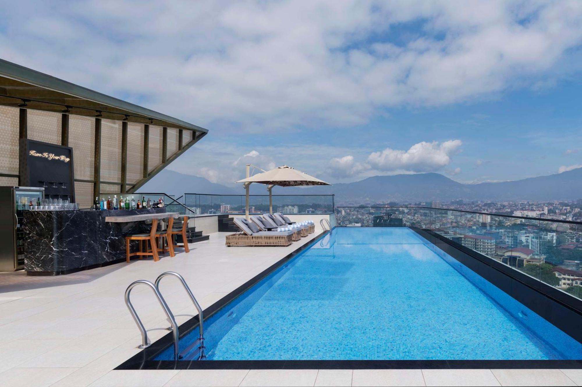 Hotel Hilton Katmandu Zewnętrze zdjęcie