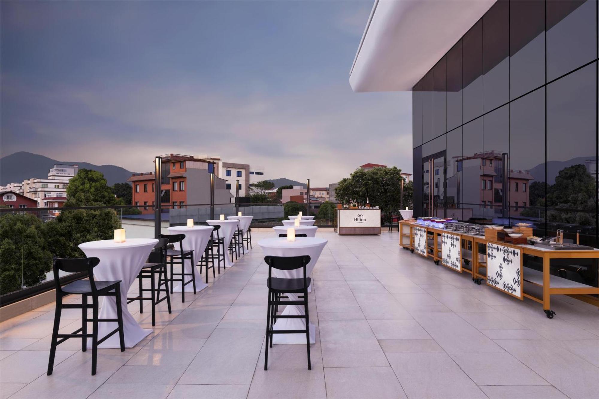 Hotel Hilton Katmandu Zewnętrze zdjęcie