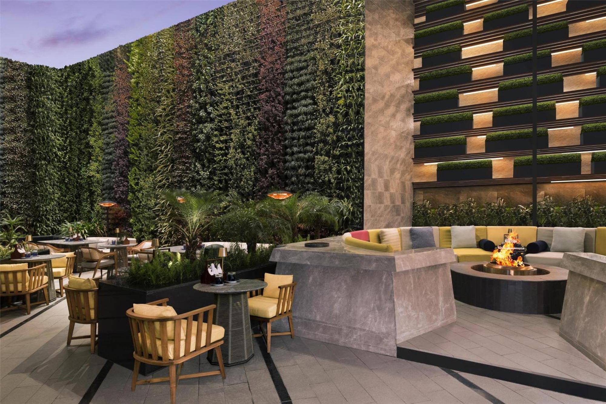 Hotel Hilton Katmandu Zewnętrze zdjęcie